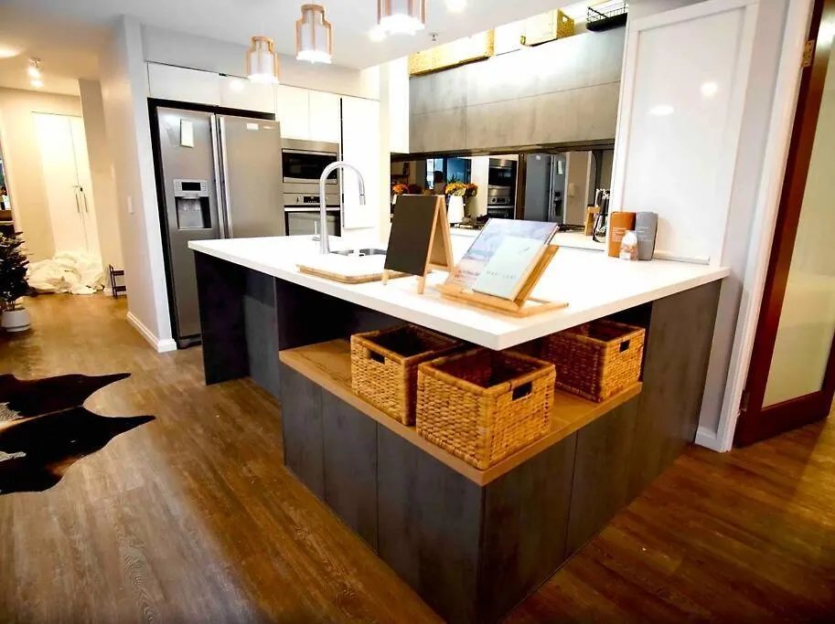 Pet Friendly St Johns Apartment 3 Bed 2 Bath 2 Carpark Brisbane Cbd Australia