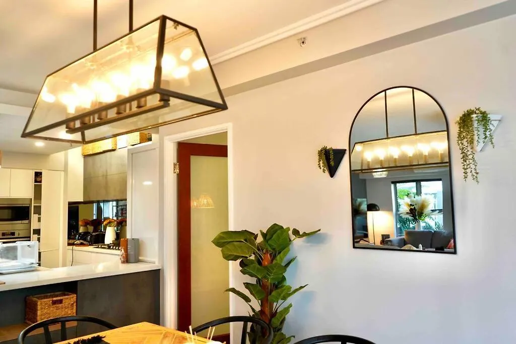 Pet Friendly St Johns Apartment 3 Bed 2 Bath 2 Carpark Brisbane Cbd